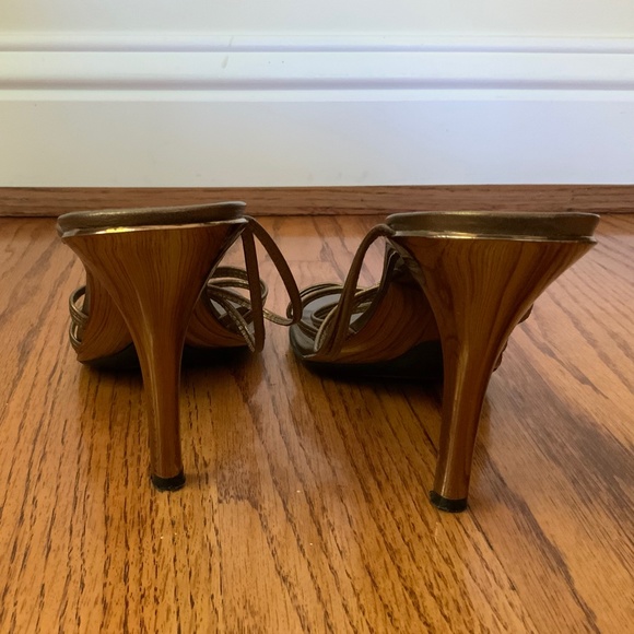 Stuart Weitzman Bronze Cocktail Heels - Picture 4 of 4